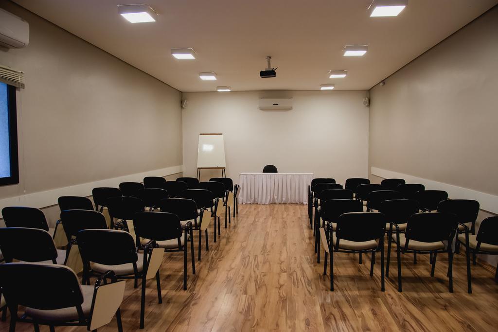 Class Hotel ألفيناس المظهر الخارجي الصورة